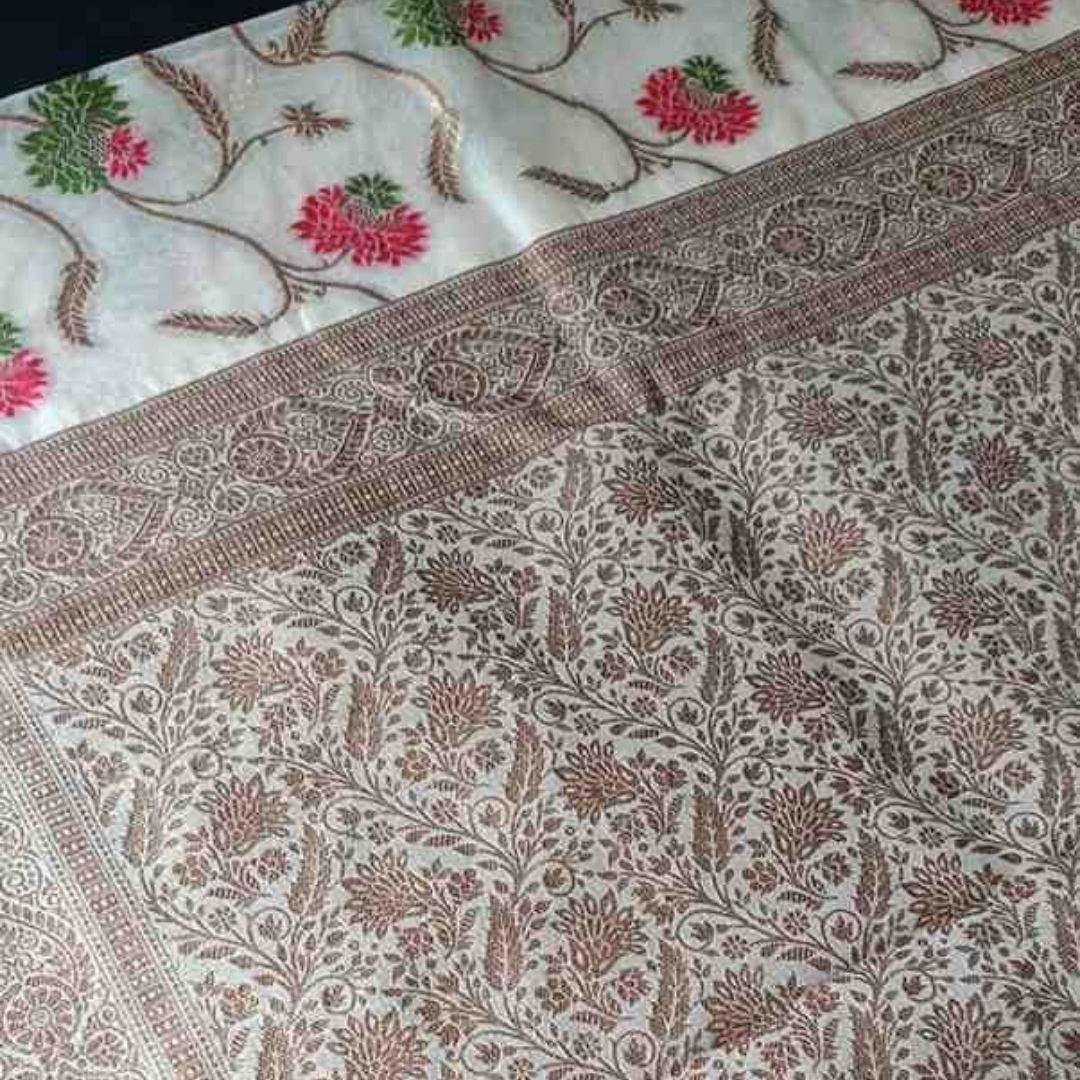 WHITE ANTIQUE MEENA JAAL PARTY ORGANZA
