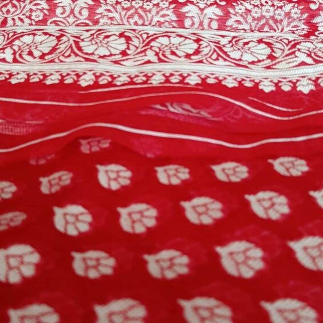 RED BUTTA BUTI COTTON WEAVE BANARASI SAREE