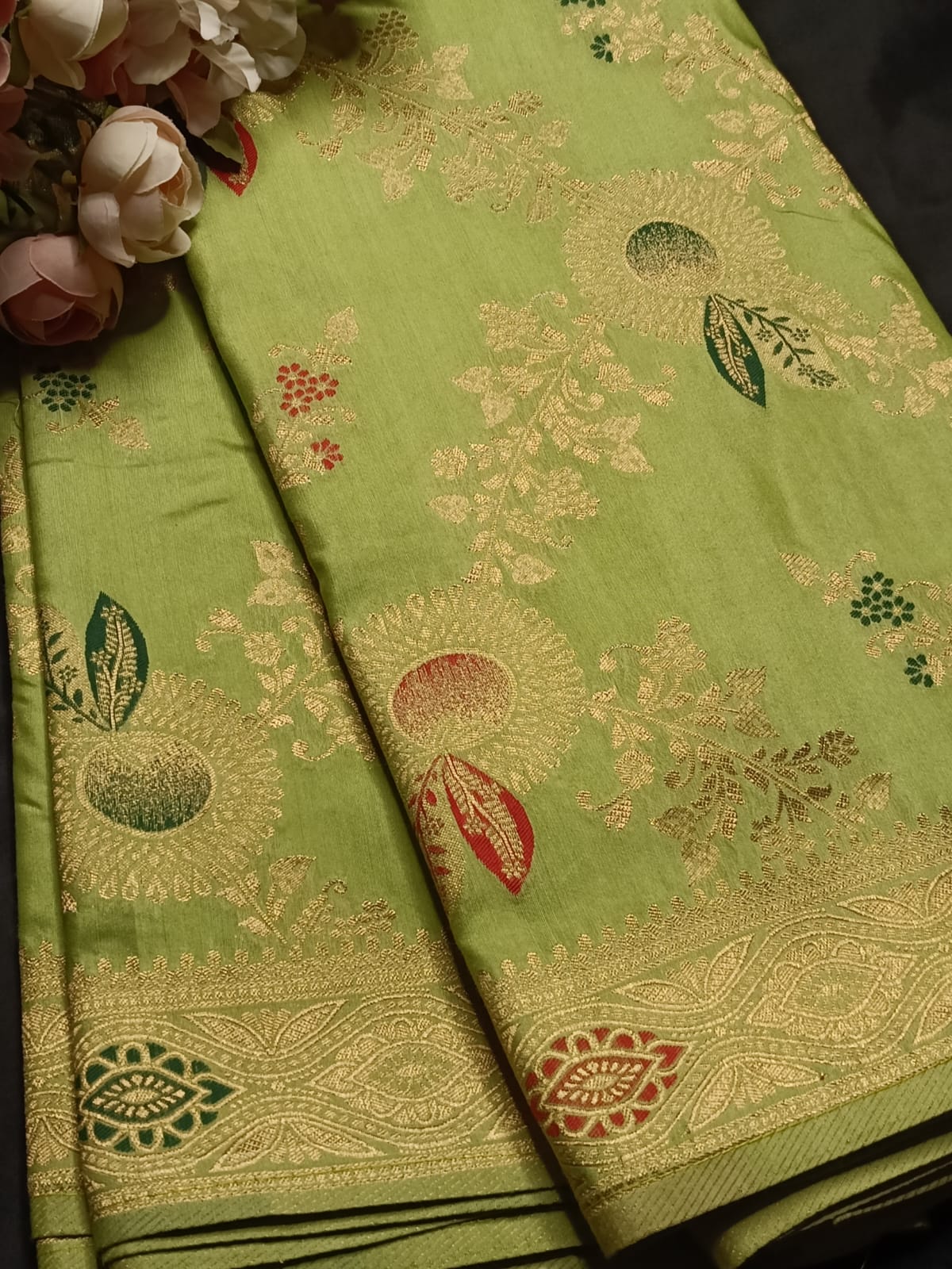 LIGHT GREEN FLORAL JAAL BANARASI VISCOSE SAREE