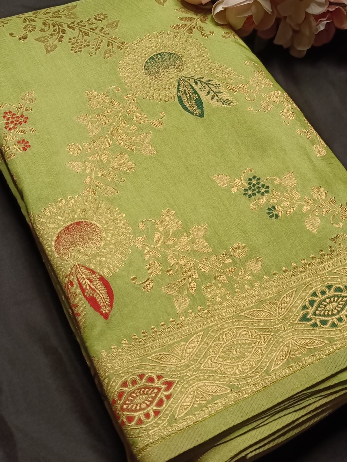 LIGHT GREEN FLORAL JAAL BANARASI VISCOSE SAREE