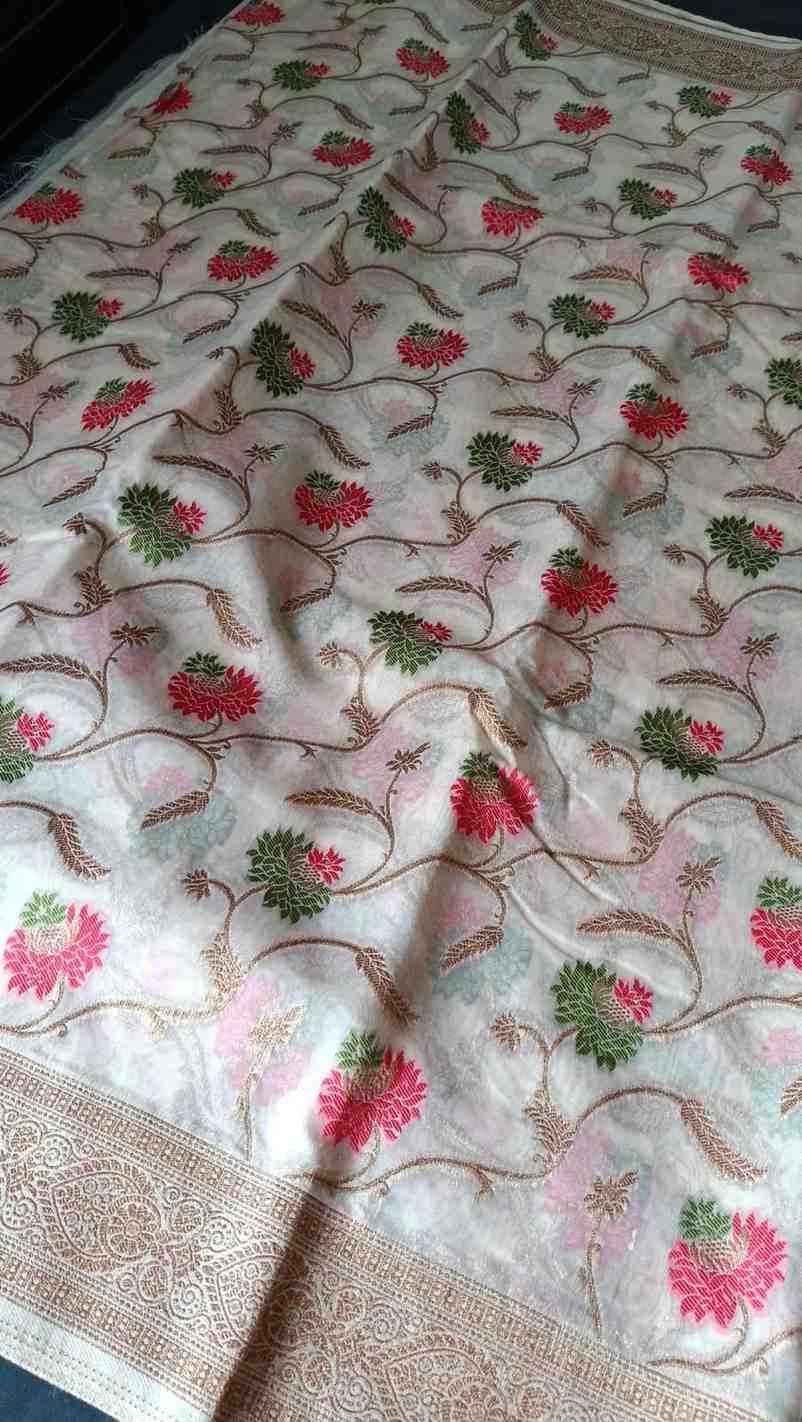WHITE ANTIQUE MEENA JAAL PARTY ORGANZA