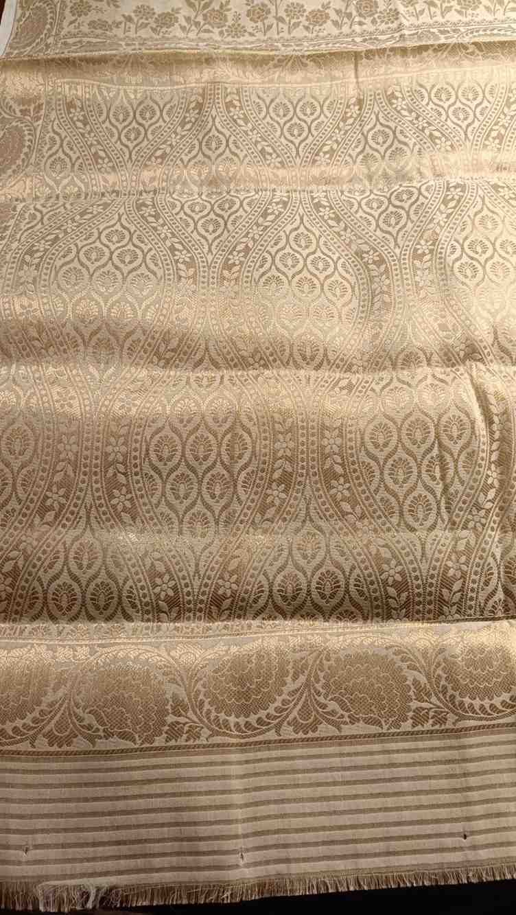 OFF-WHITE ROSE JAAL BANARASI GEORGETTE SAREE
