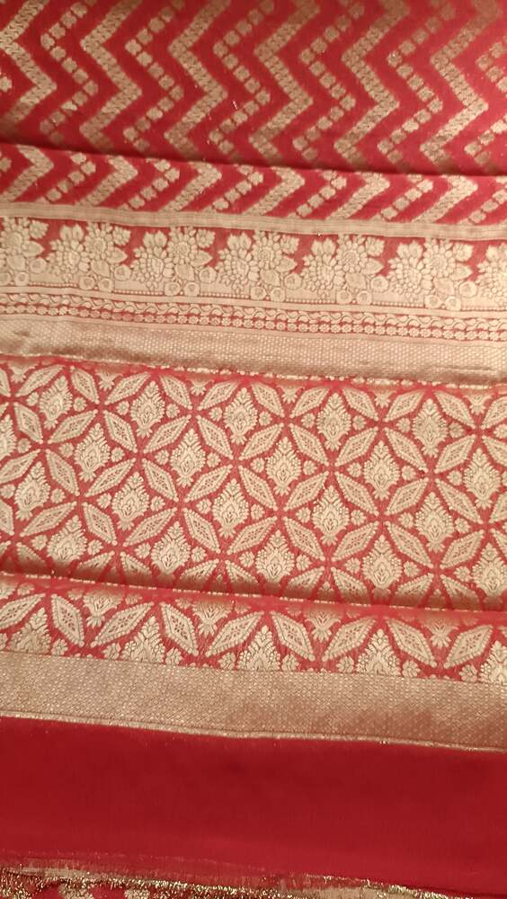 RED ZIGZAG LEHARIYA BANARASI KHADDI GEORGETTE SAREE