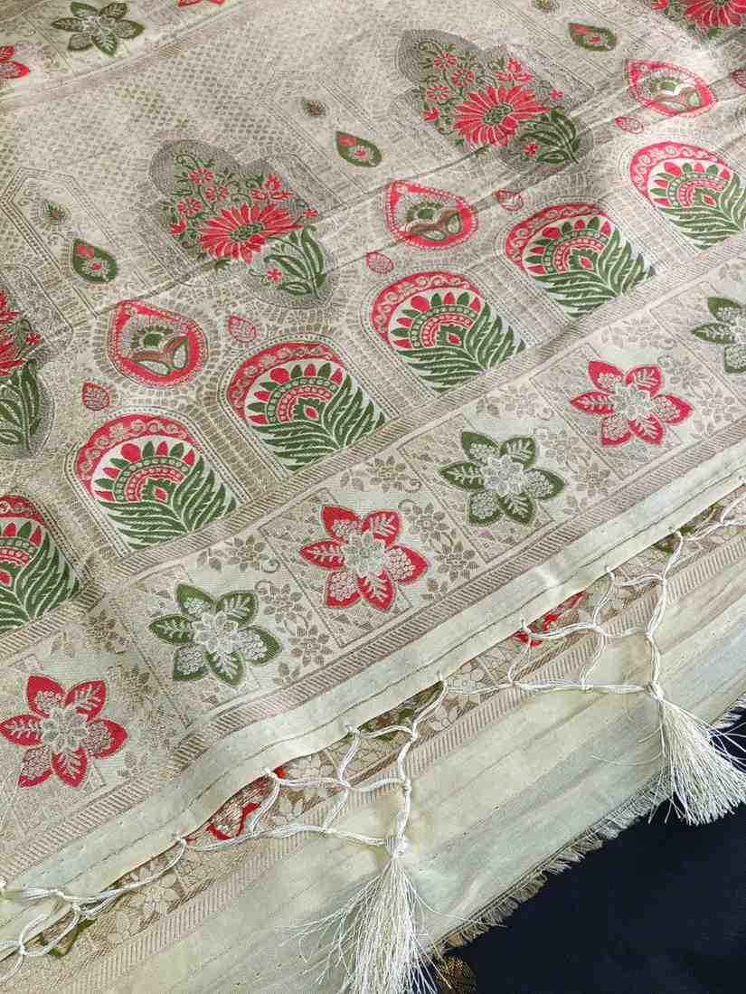 GREENISH WHITE FLORAL JAAL MEENA BANARASI VISCOSE SAREE