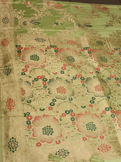 LIGHT GREEN FLORAL JAAL BANARASI VISCOSE SAREE