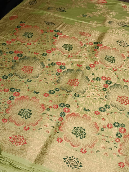 LIGHT GREEN FLORAL JAAL BANARASI VISCOSE SAREE