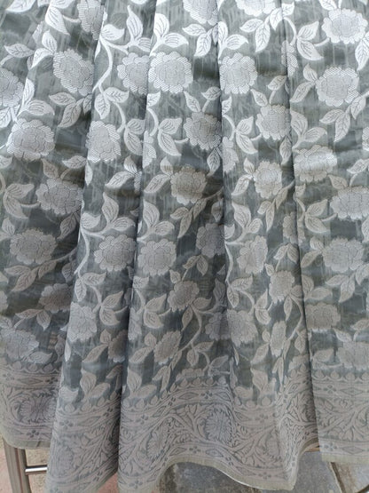 GREY FLORAL BANARASI COTTON WEAVE SAREE