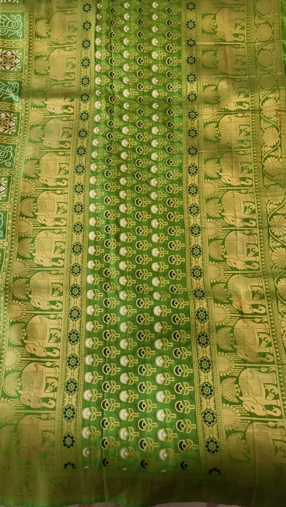 VIBRANT PARROT GREEN CHARM BANDHEJ BANARASI SEMI SILK SAREE