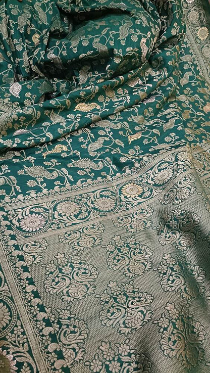 GREEN PEACOCK FLORAL JAAL BANARASI SEMI SILK SAREE