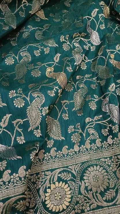 GREEN PEACOCK FLORAL JAAL BANARASI SEMI SILK SAREE