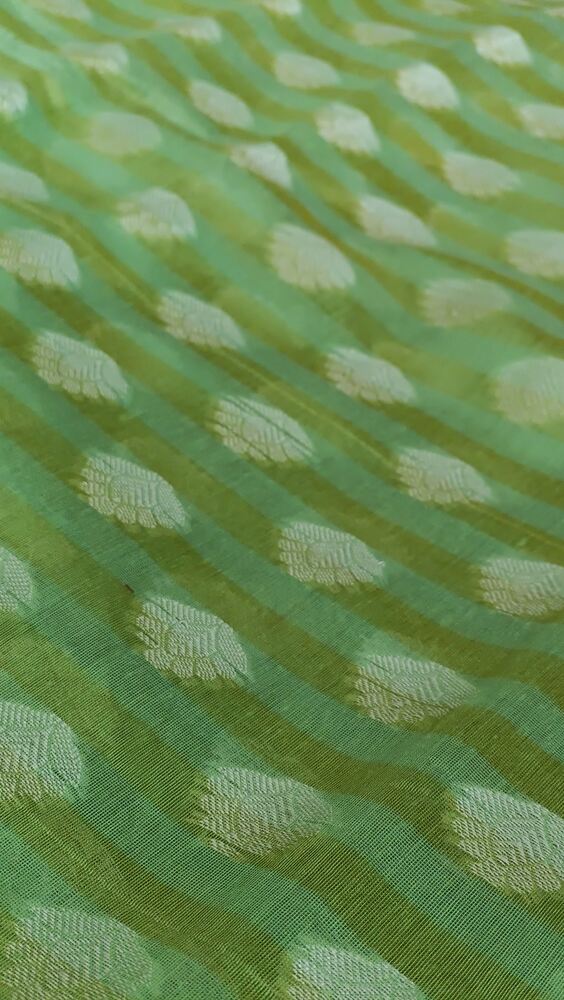 LIGHT GREEN BUTTA BUTI COTTON WEAVE BANARASI SAREE