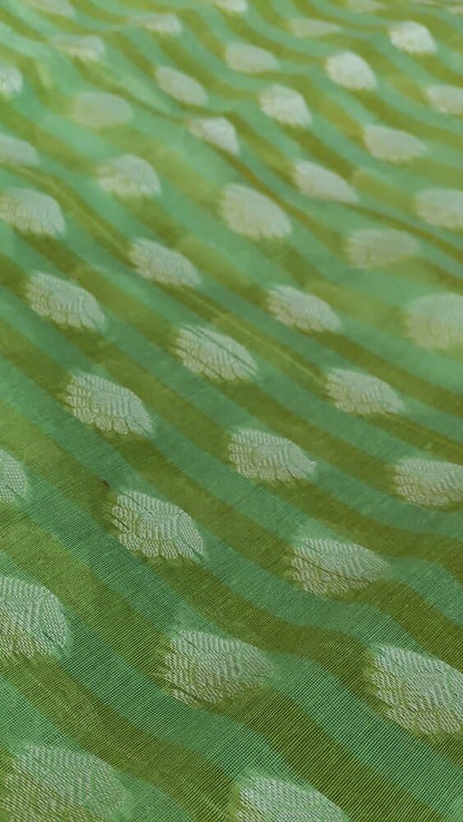 LIGHT GREEN BUTTA BUTI COTTON WEAVE BANARASI SAREE