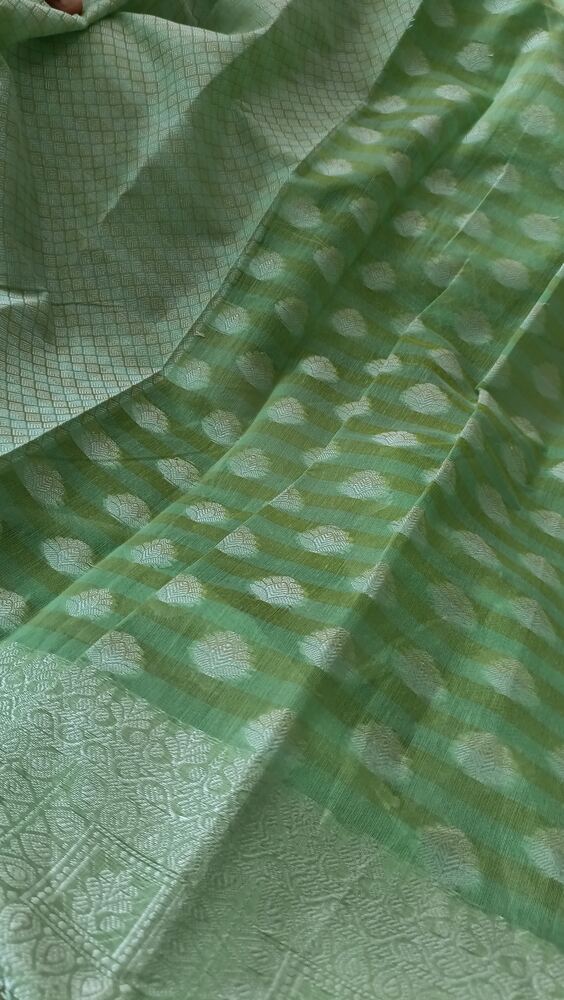 LIGHT GREEN BUTTA BUTI COTTON WEAVE BANARASI SAREE