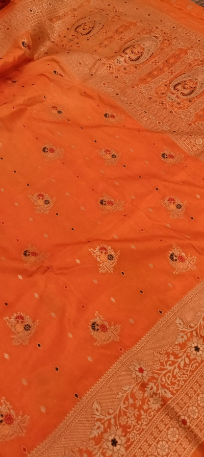 ORANGE MOTIFS MEENAKARI BUTI BANARASI SEMI SILK SAREE