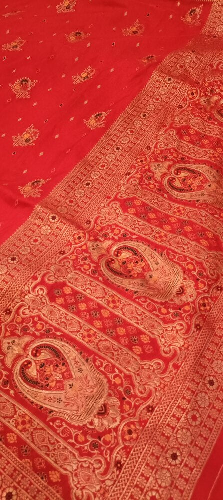 RED MOTIFS MEENAKARI BUTI BANARASI SEMI SILK SAREE