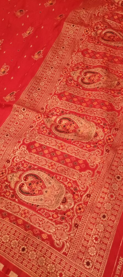 RED MOTIFS MEENAKARI BUTI BANARASI SEMI SILK SAREE