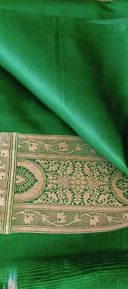 GREEN NECKLACE BANARASI SATIN SILK SAREE