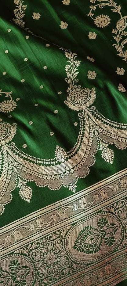 GREEN NECKLACE BANARASI SATIN SILK SAREE