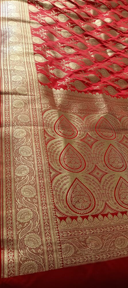 RED MOTIFS BANARASI KATAN SILK SAREE