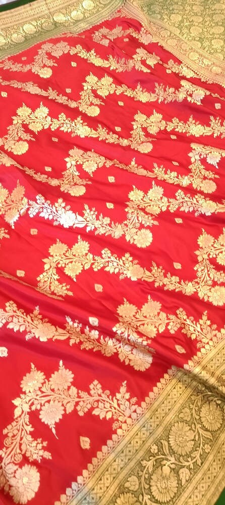 RED ZIG ZAG LEHARIYA BANARASI SATIN SILK SAREE