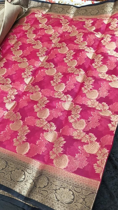 MAJENTA LEHARIYA CONTRAST BORDER BANARASI ORGANZA SAREE