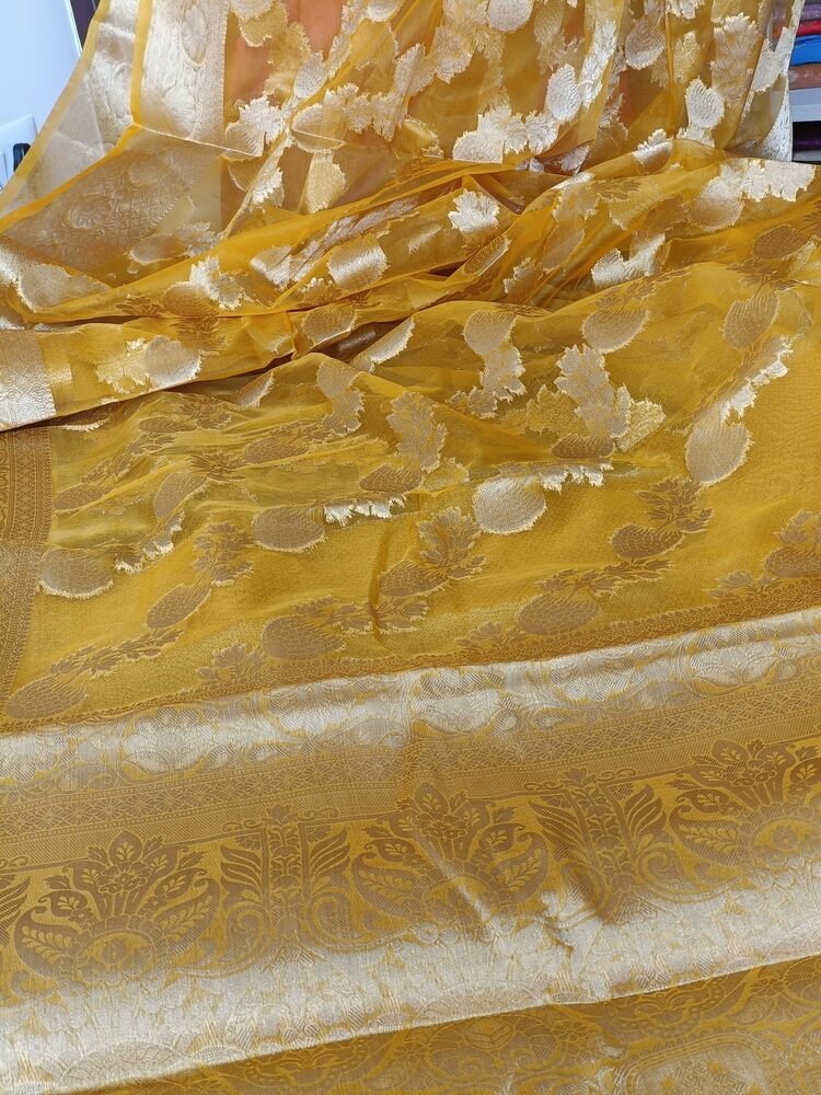 YELLOW LEHARIYA SAME BORDER BANARASI ORGANZA SAREE