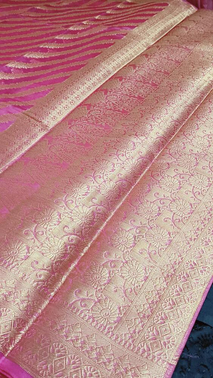 MAGENTA LEHARIYA RESHAM BORDER BANARASI ORGANZA SAREE