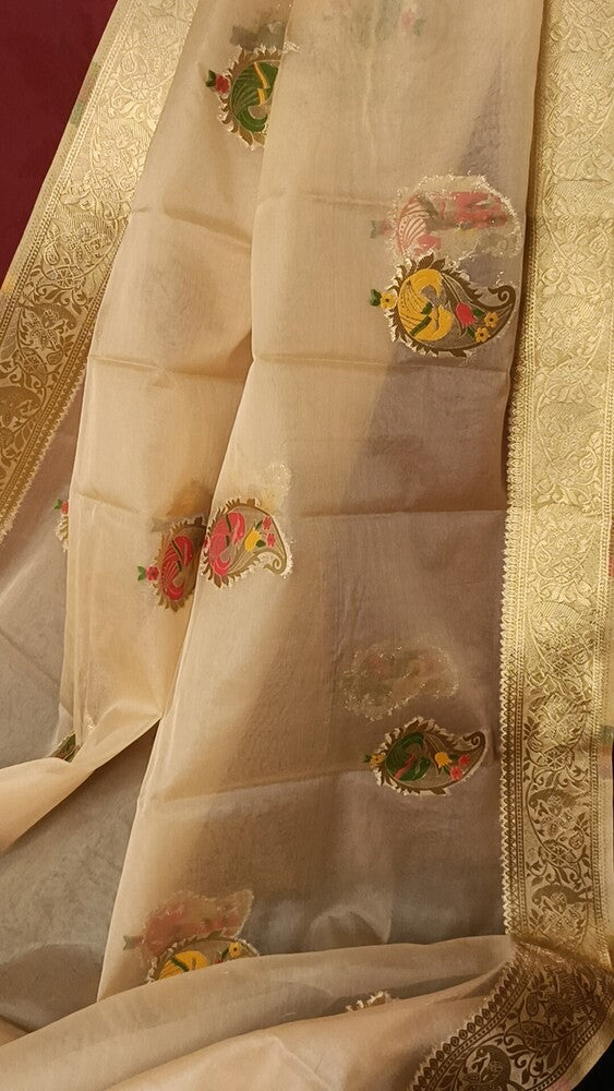 CREAM SIMPLE MANGO MOTIFS BANARASI ORGANZA SAREE