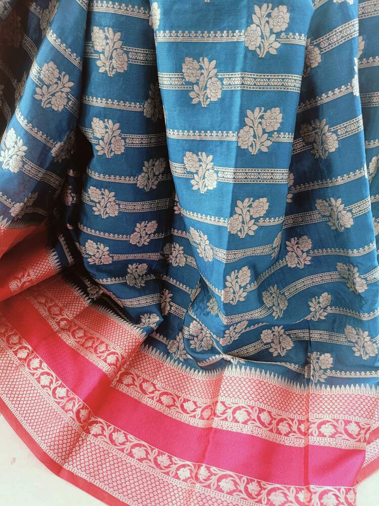 BLUE STRIPED FLORAL BANARASI WAAM SILK SAREE