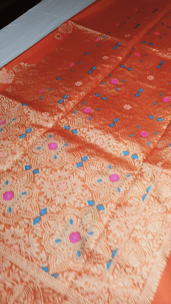 CARROT ORANGE LEHARIYA MEENAKARI BANARASI ORGANZA SAREE