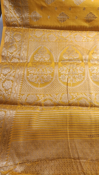 YELLOW MANGO LEAF BUTTA BUTI BANARASI GEORGETTE SAREE