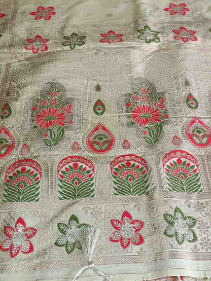 GREENISH WHITE FLORAL JAAL MEENA BANARASI VISCOSE SAREE