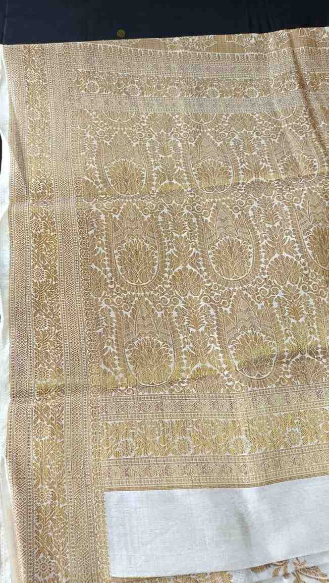 OFF WHITE ANTIQUE FLORAL LEHARIYA SEMI SILK