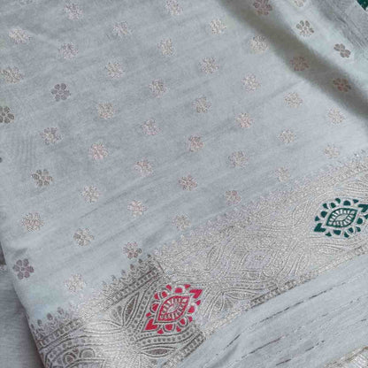 OFF WHITE FLORAL JAAL BANARASI VISCOSE SAREE