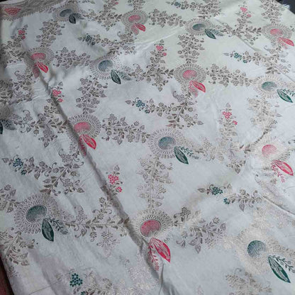 OFF WHITE FLORAL JAAL BANARASI VISCOSE SAREE