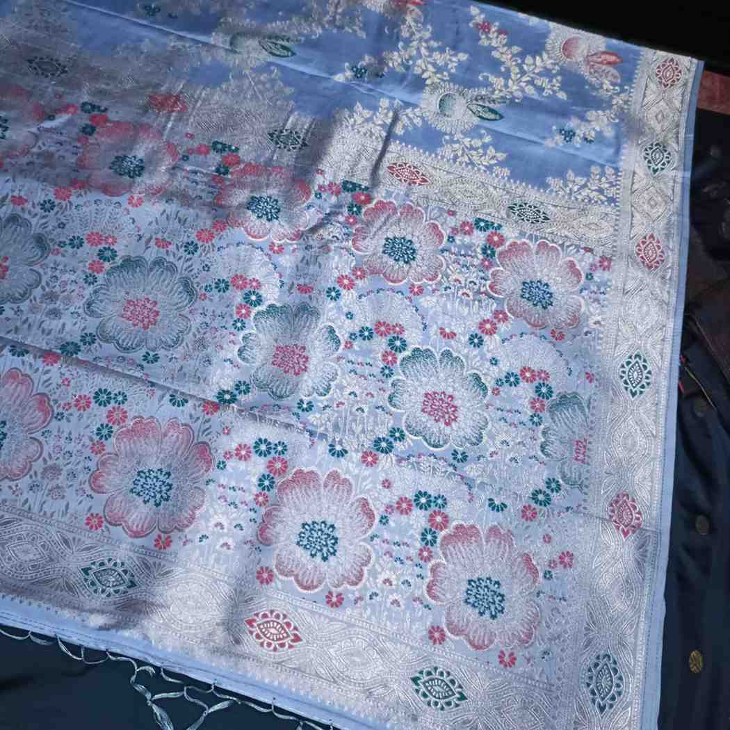 GREY FLORAL JAAL BANARASI VISCOSE SAREE