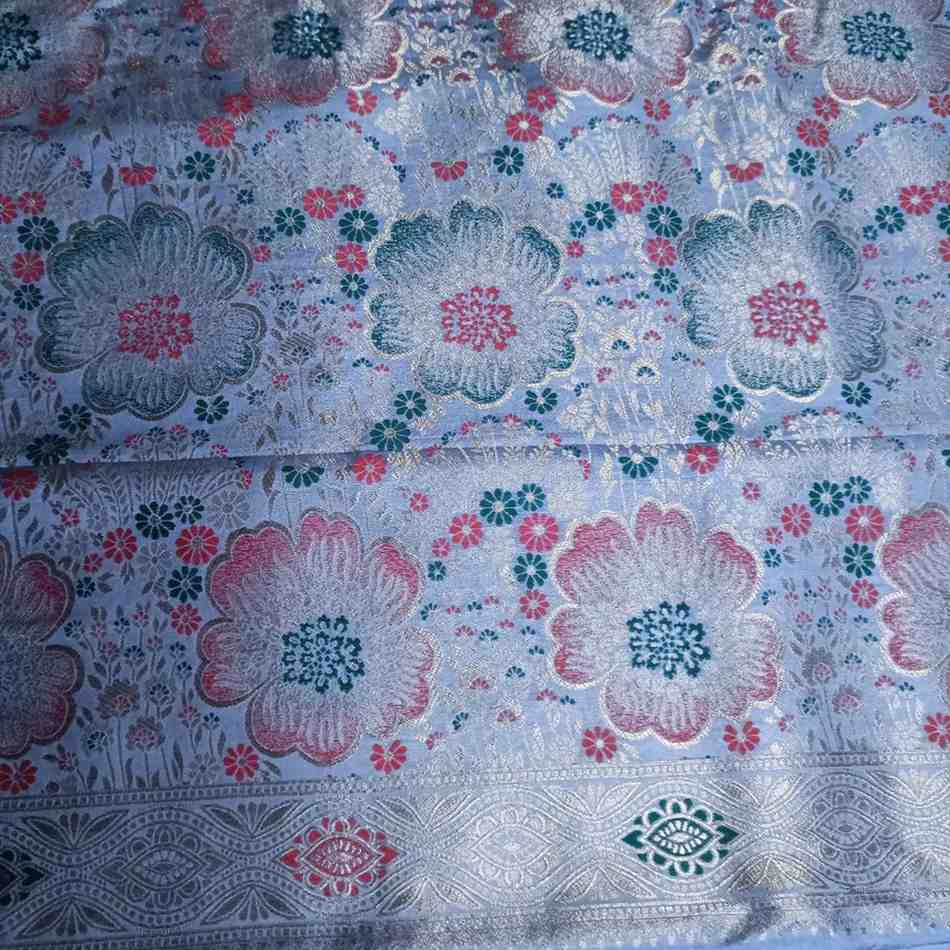 GREY FLORAL JAAL BANARASI VISCOSE SAREE