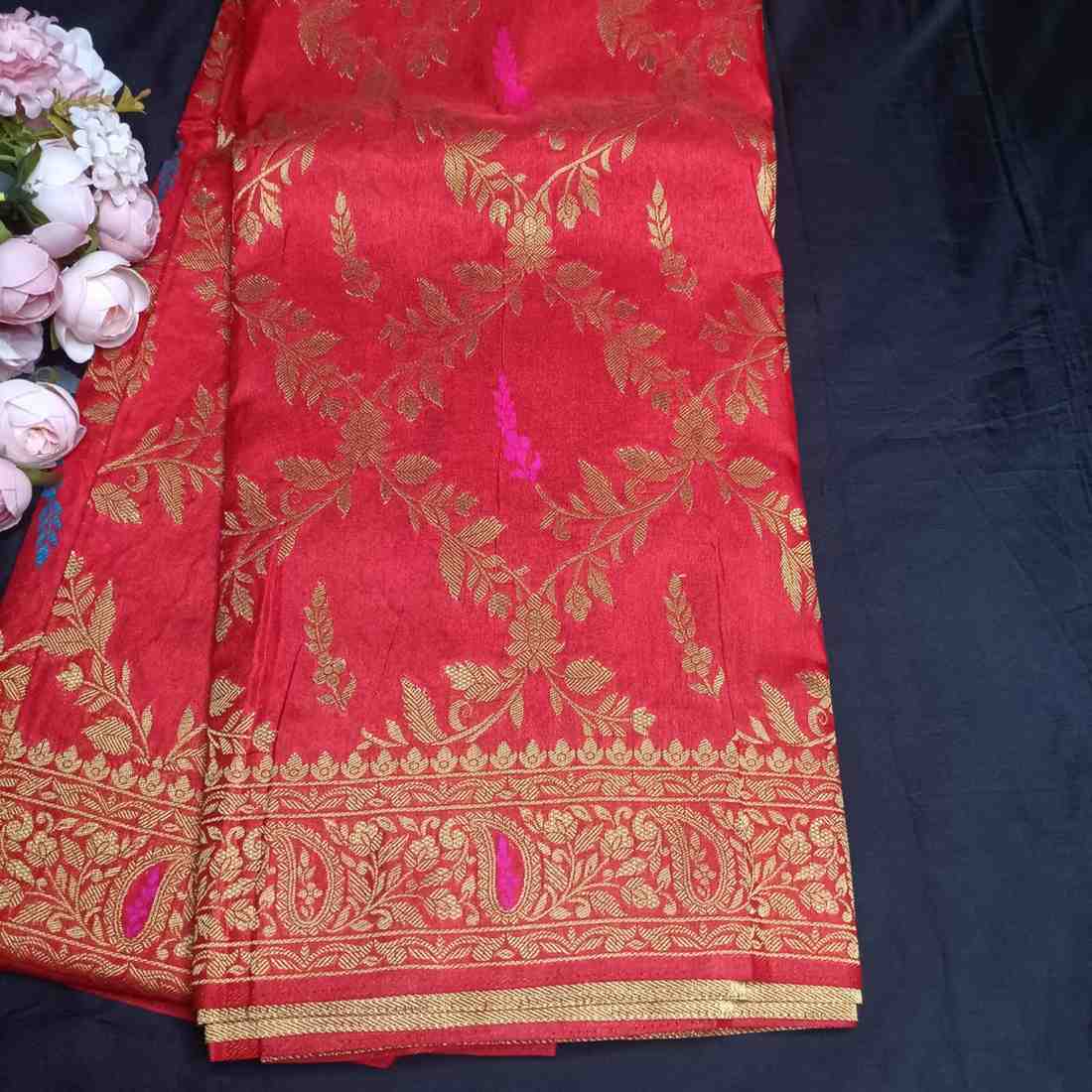 RED FLORAL JAAL BANARASI SEMI SILK SAREE