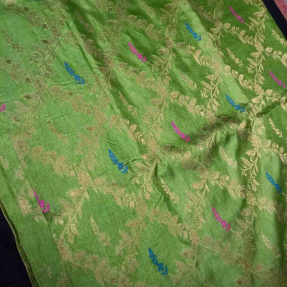 PARROT GREEN FLORAL JAAL BANARASI SEMI SILK SAREE