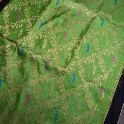 PARROT GREEN FLORAL JAAL BANARASI SEMI SILK SAREE