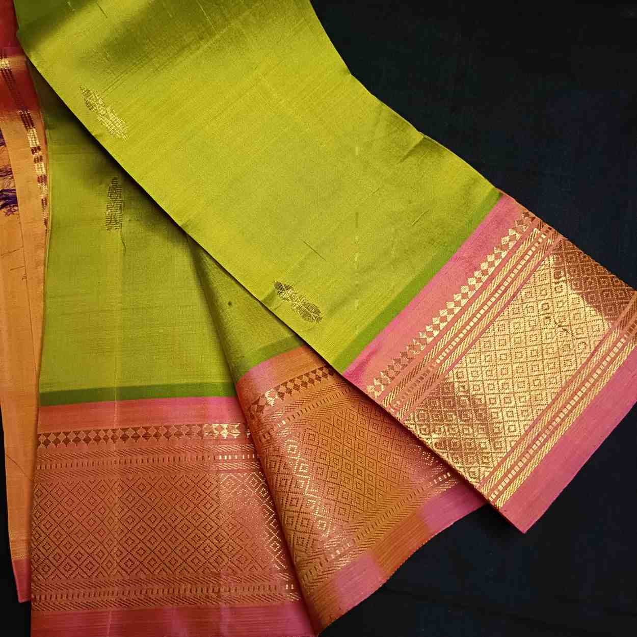 Pure Handloom Parrot Green Thirubhuvanam Silk Saree - Orange Pink Border