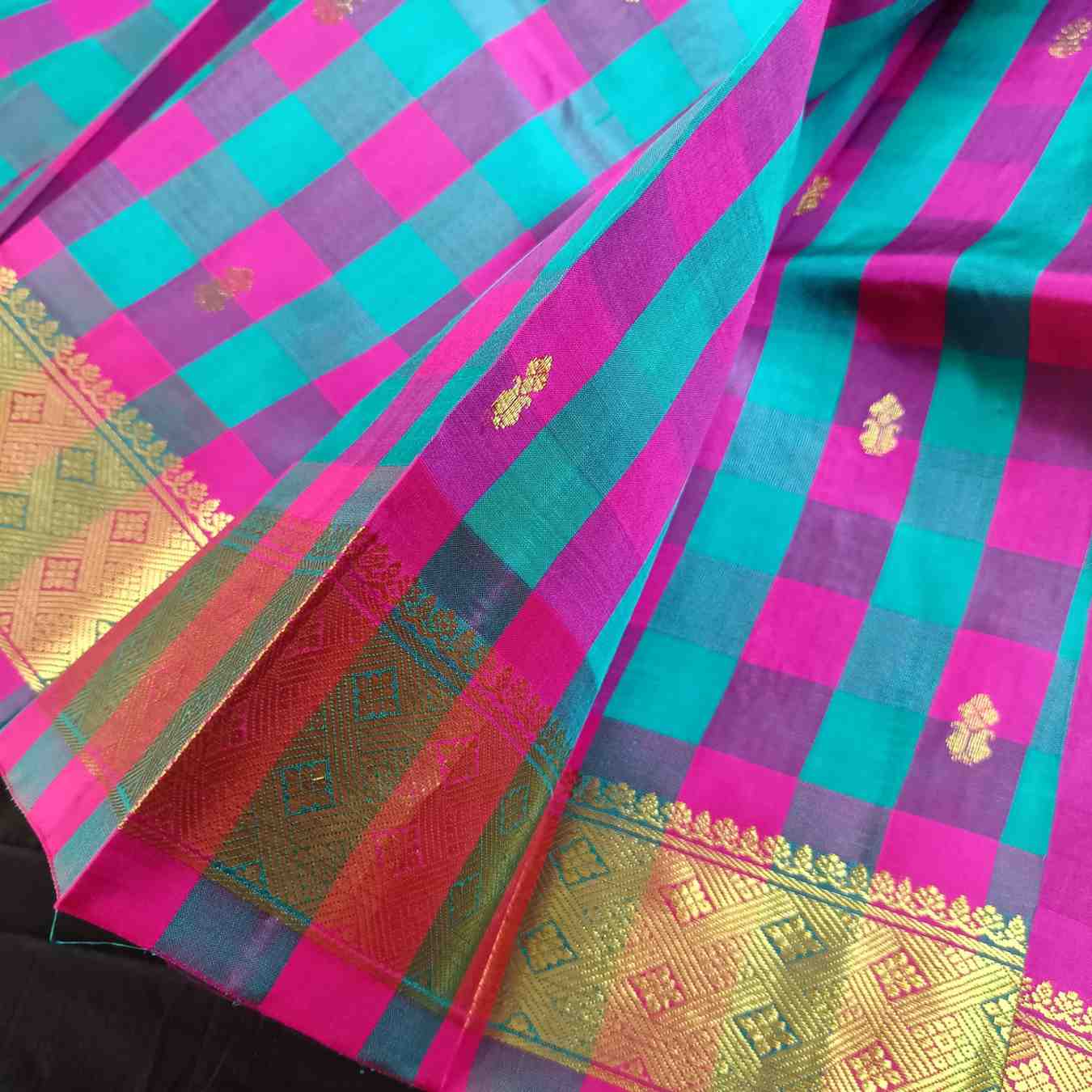 Pure Handloom Multi Check Thirubhuvanam Silk Saree