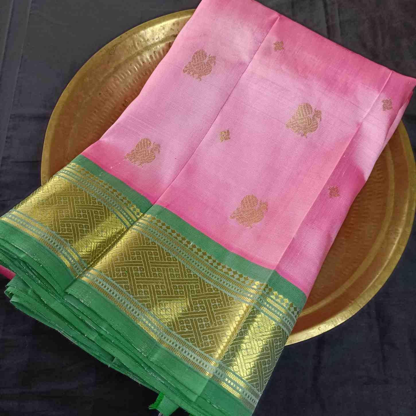 Pure handloom pink Thirubhuvanam silk saree with Annapakshi bird motif full view
