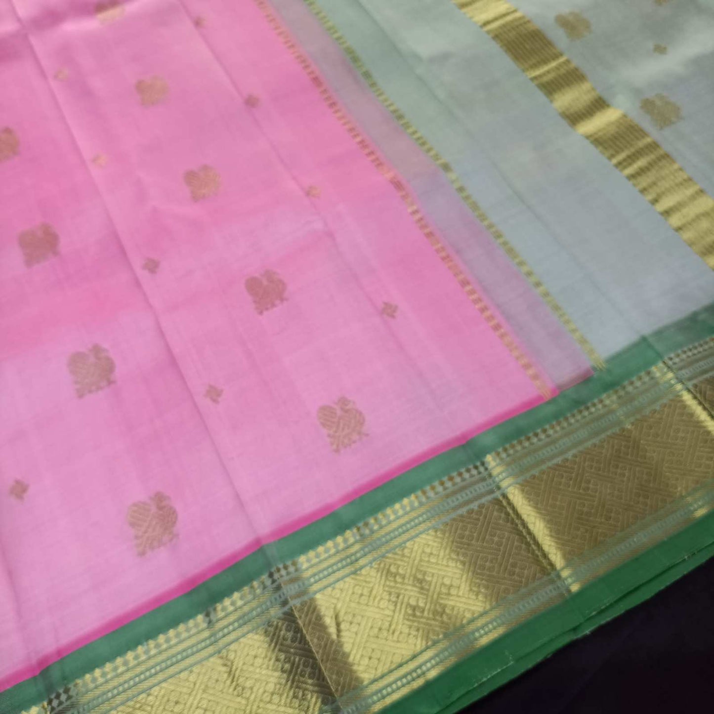 Pure Handloom Pink Thirubhuvanam Silk Saree - Annapakshi