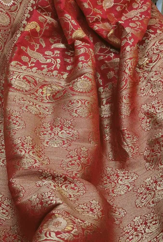 RED PEACOCK FLORAL JAAL BANARASI SEMI SILK SAREE