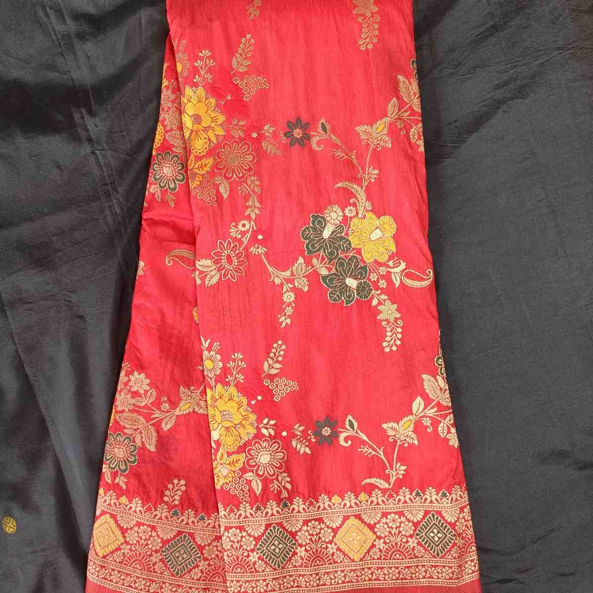 RED FLORAL JAAL PANCH MEENA BANARASI SEMI SILK SAREE